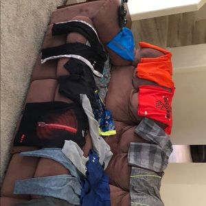 3 pants 4 sweaters 6 shirts 7 shorts 1 sandals